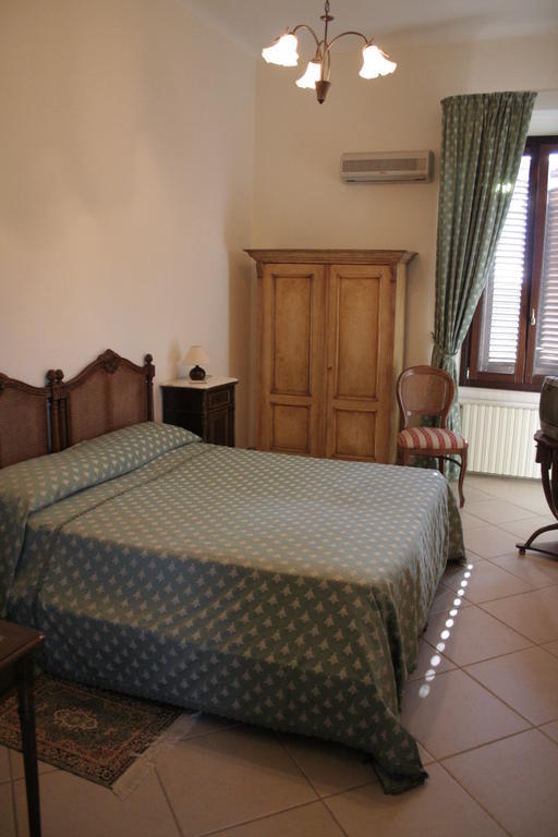 מלון ג'ויה דל קולה Agriturismo Antico Leccio חדר תמונה