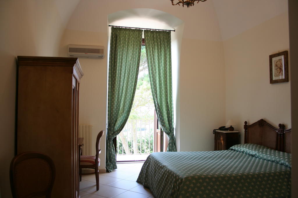 מלון ג'ויה דל קולה Agriturismo Antico Leccio חדר תמונה